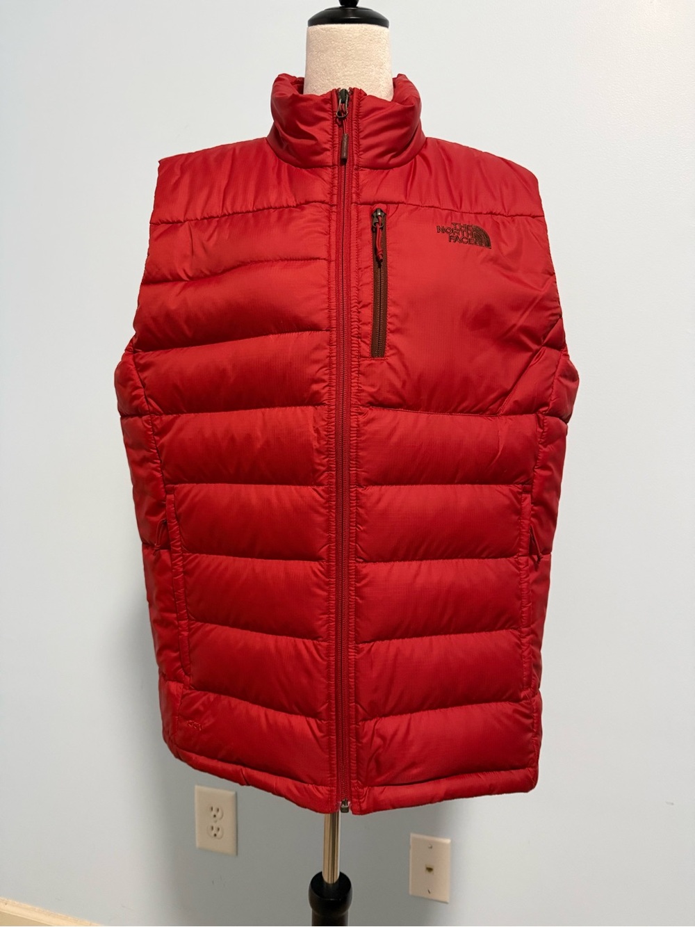 The North Face Men’s Red Goose Down Puffer Vest Full Zip Size Large